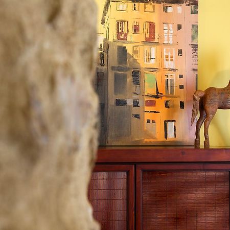 Apartamento La Seo Барбастро Екстериор снимка